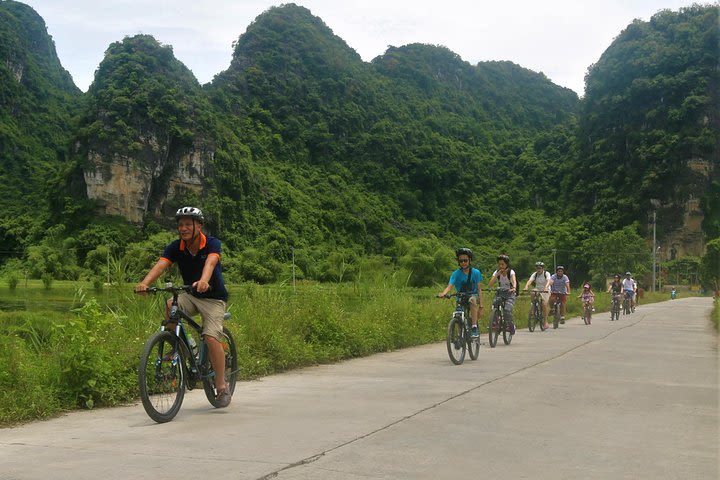 Hoa Lu - Tam Coc - Ninh Binh Small Group Tour Maximum 9 People A Group image