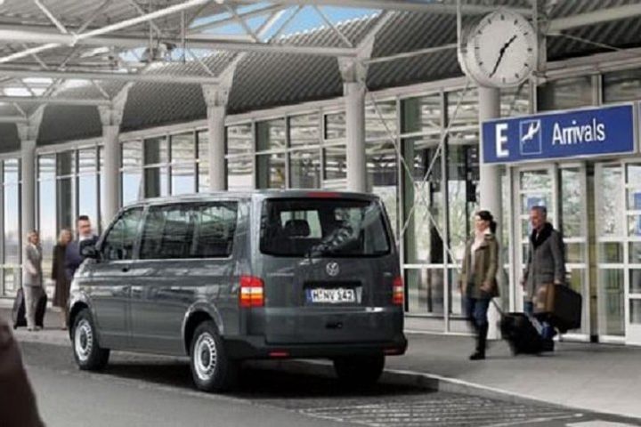 Modlin-Warsaw WMI Airport Round-Trip Transfer image