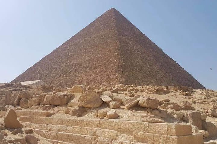 Half-Day Private Tour from Cairo to Giza Pyramids and Sphinx image