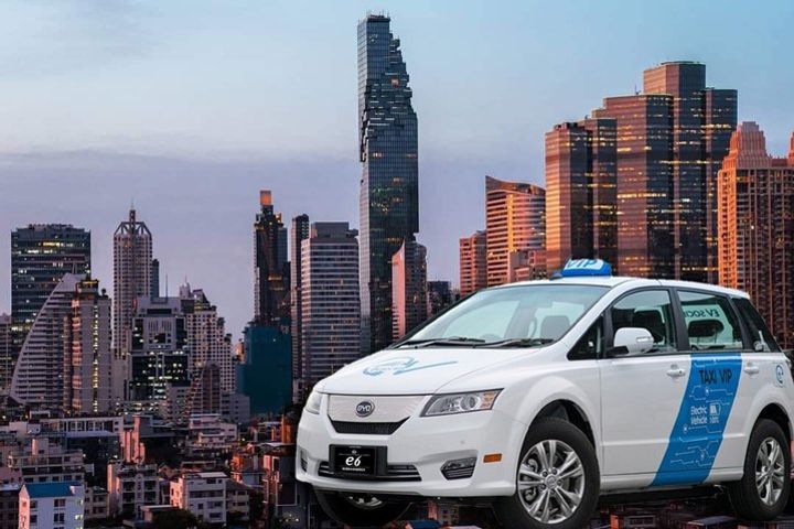 Pattaya: DMK Airport to Pattaya hotel 100% Electric Private Transfer (SHA Plus) image