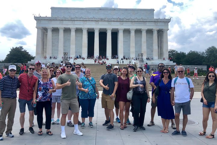 DC Highlights Guided day tour 6hrs - Show up and Earpieces is included. image