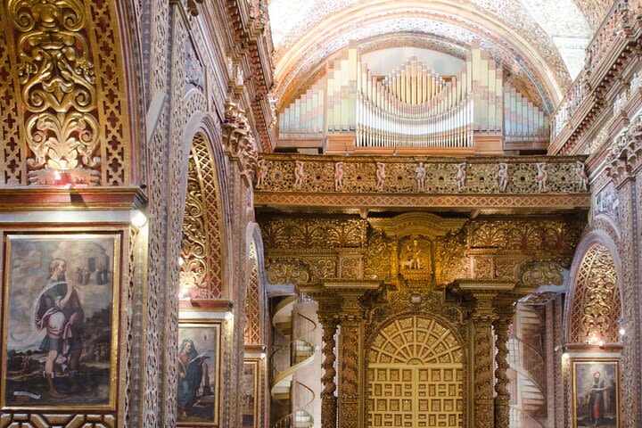 Soprano Singer in Quito Historical Center Churches  image