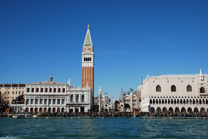 Venetian Wonders: Day Trip to Venice from Bergamo image
