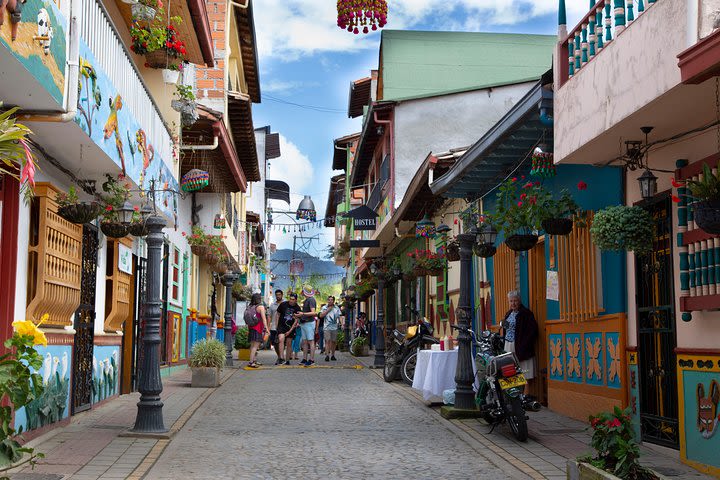 Full-Day Guatapé (Pueblo de Zocalos) from Medellín image