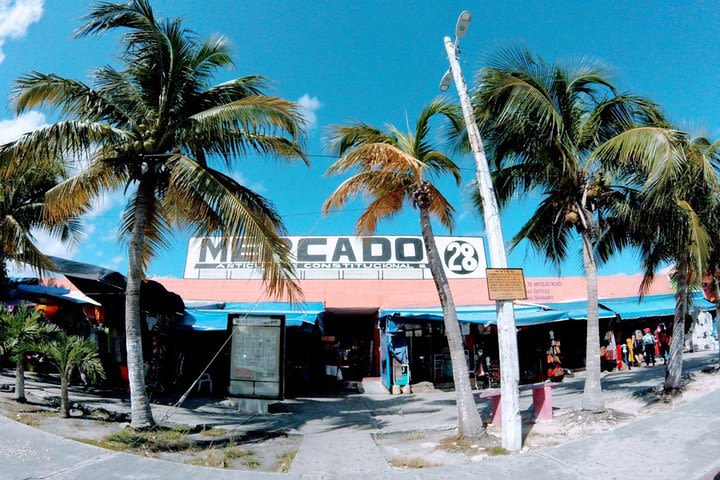 Shopping and Sky View Cancun image