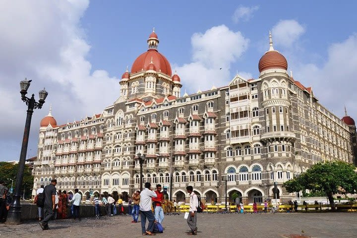Mumbai Day Tour By Car image