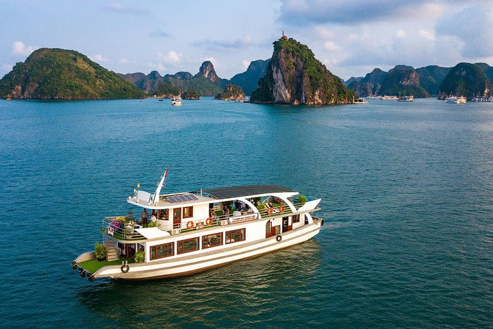 Halong Bay Luxury One Day With Wonder Bay Cruise image