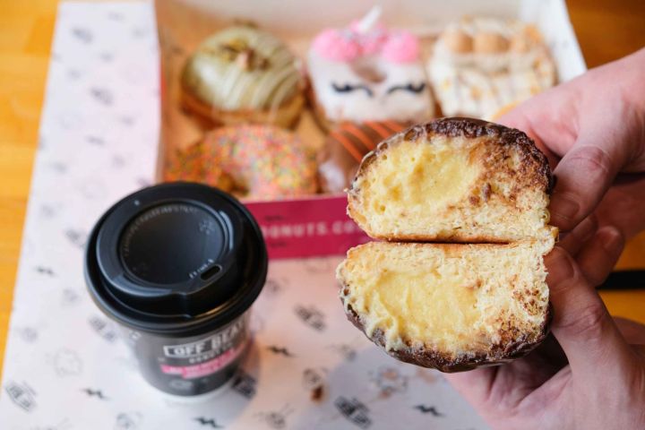 Dublin: Guided Delicious Donut Tour with Tastings image