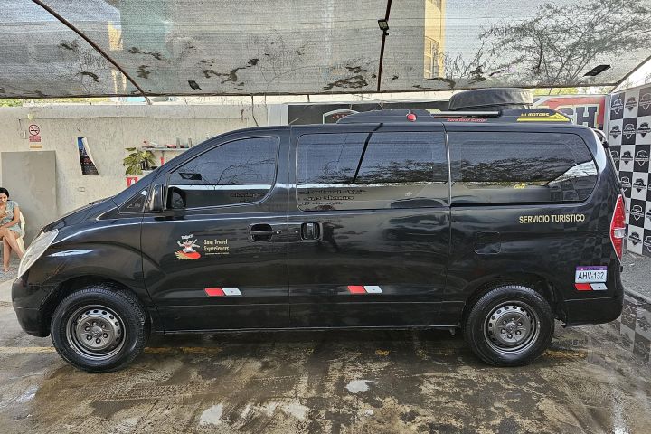 Private Transfer to Viñas Queirolo Winery image