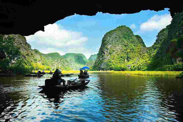 Ha Long Bay Overnight Cruise with Kayaking, Tai Chi, Swimming,... image