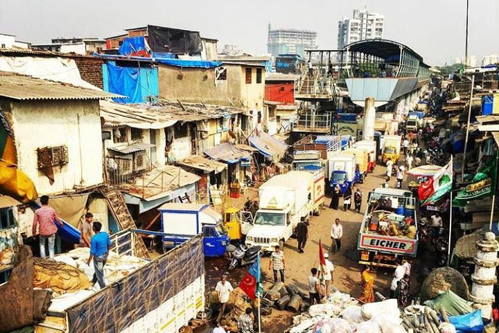 Mumbai Combo Tours Sightseeing With Dharavi Slum & Dabbawalas image