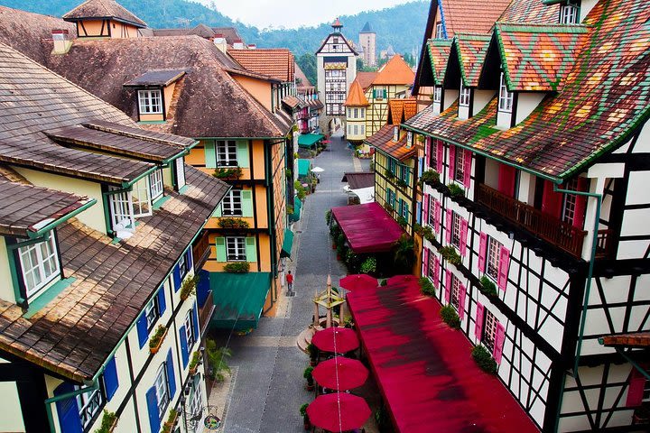 Highlands Tour to Bukit Tinggi French Village and Genting Highlands image