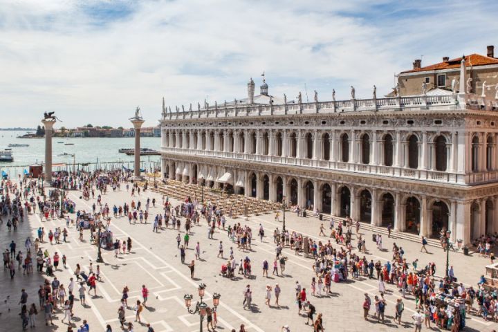 Doge's Palace and St. Mark's Basilica Private Guided Tour image