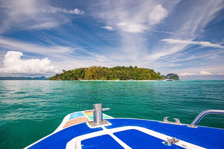 Phi Phi Island Snorkeling Adventure image