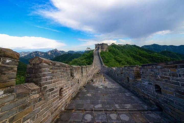 Mutianyu Great Wall day tour with hotel pick-up without Shopping image