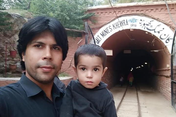 From Islamabad: Khewra Salt Mine, Kallar Kahar & Katas Raj Temple Day Trip image