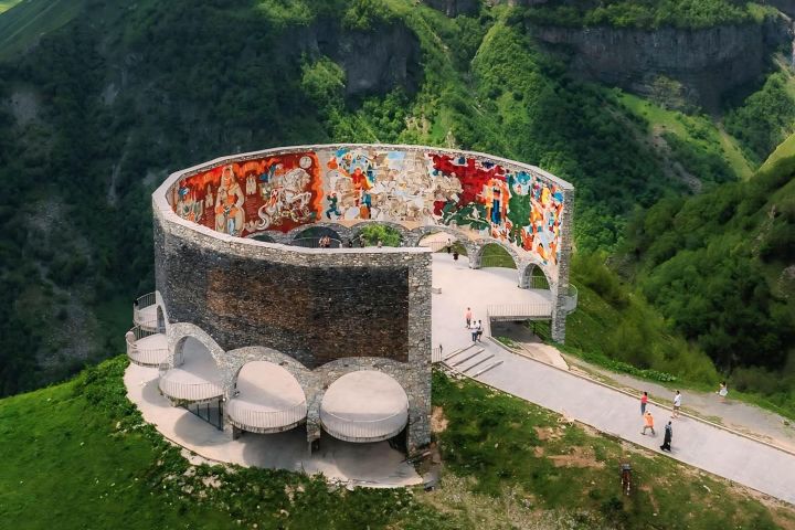 Kazbegi and Gudauri Day Trip image