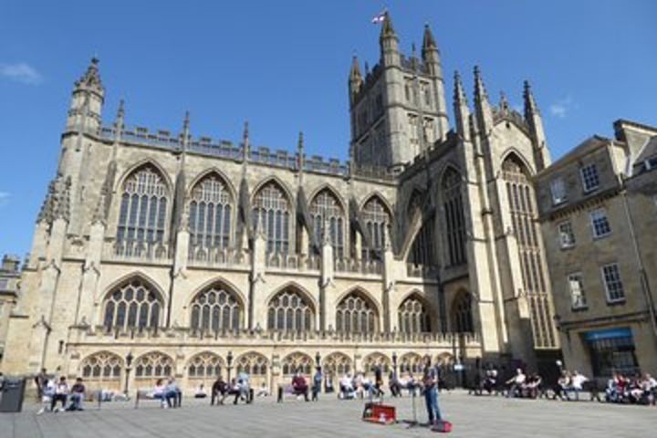 Bath City Tour - 3 Hour Private Tour with a Local Guide image