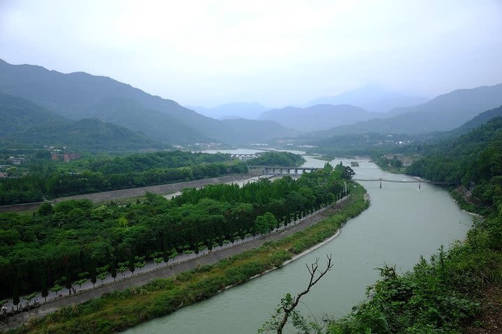 Dujiangyan Irrigation and Mt.Qingcheng 1 day tour (all inclusive)  image