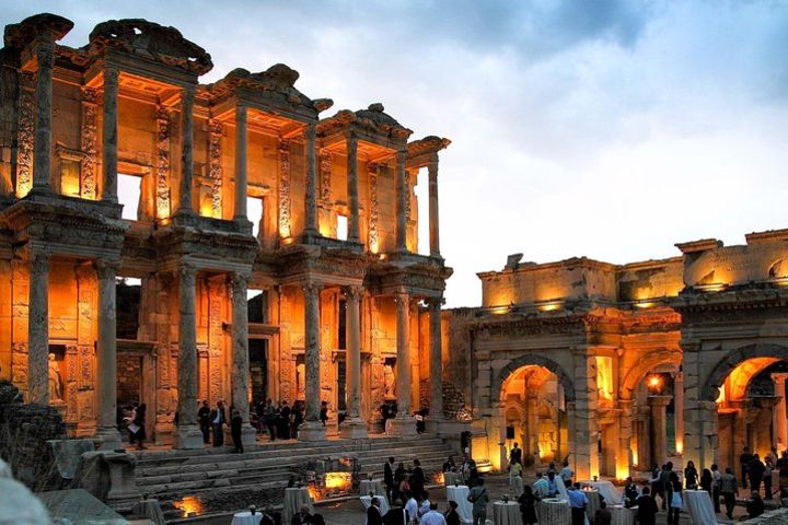 3 Days Private Archaeological Ephesus&Pamukkale&Hierapolis&Pergamon Tour image