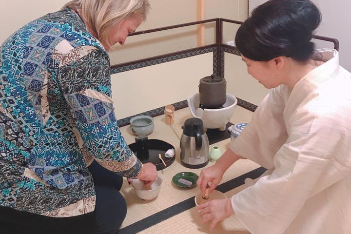 Tenugui-Furoshiki Wrapping Class & Tea Ceremony in Asakusa, Tokyo image