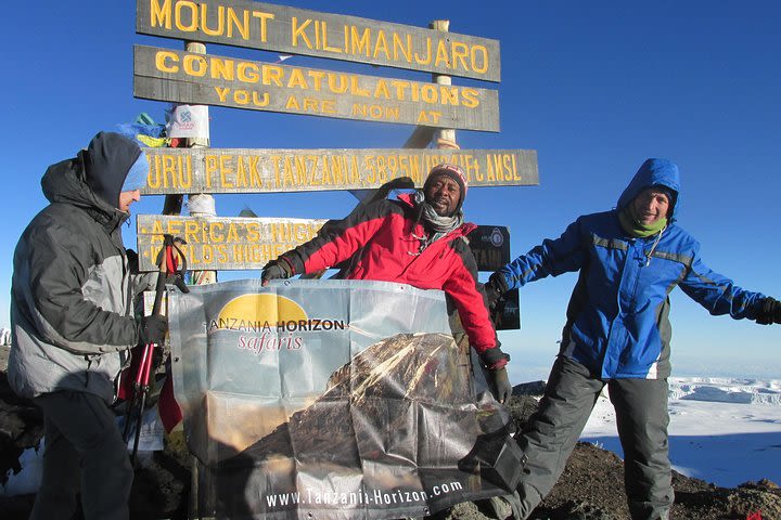 Machame Route, 6 days scheduled trekking tour + 2 nights hotel stay image