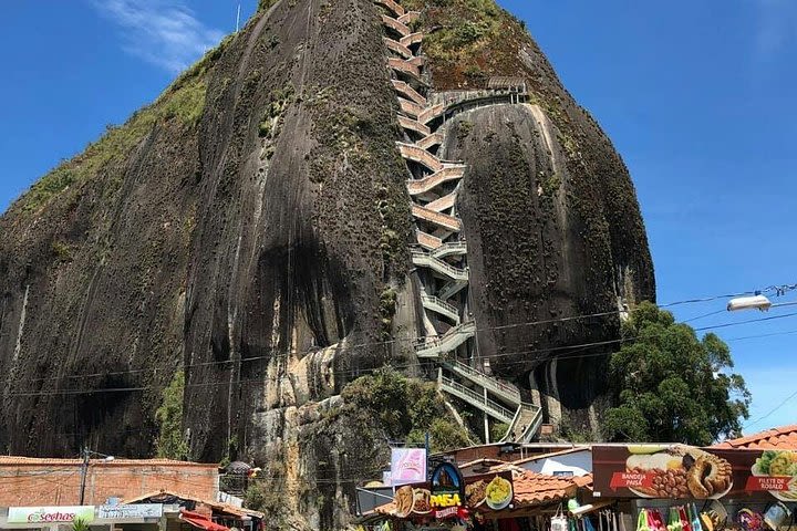 Full-Day Guatape image