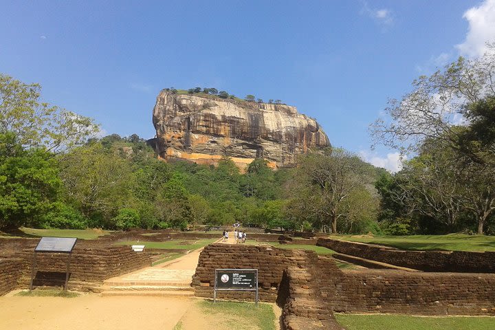 Sigiriya Day Tour - Dambulla Cave Temple image