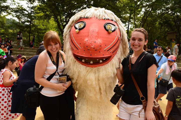 Half-day Korean Folk Village Tour by Shuttle image