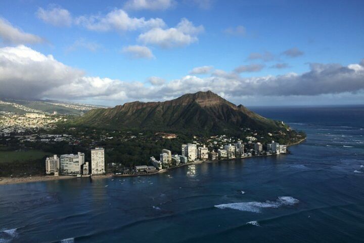 Oahu South Shore 25-Minute Experience image