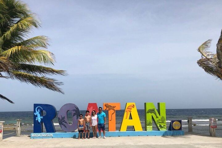 Customizable Best Of Roatan Island Tour in Honduras image