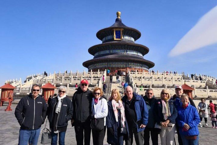 Beijing Private Layover Guided Tour to Great Wall & Temple of Heaven & Hutong image