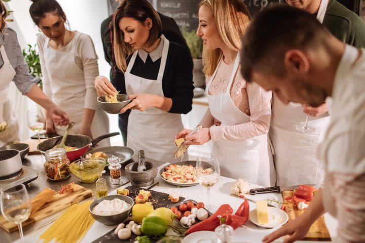 Unique Italian cookery experiences image