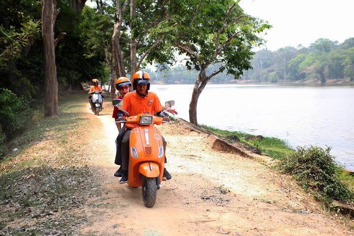 Original Vespa Adventures: Full Day Guided Tour of the Angkor Complex  image