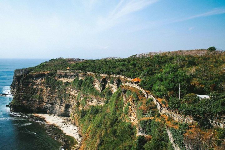 Helicopter South Bali Tour From Ungasan image