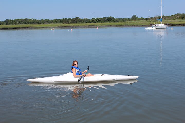 2-Hour Rental of a Single Kayak in Cape May image