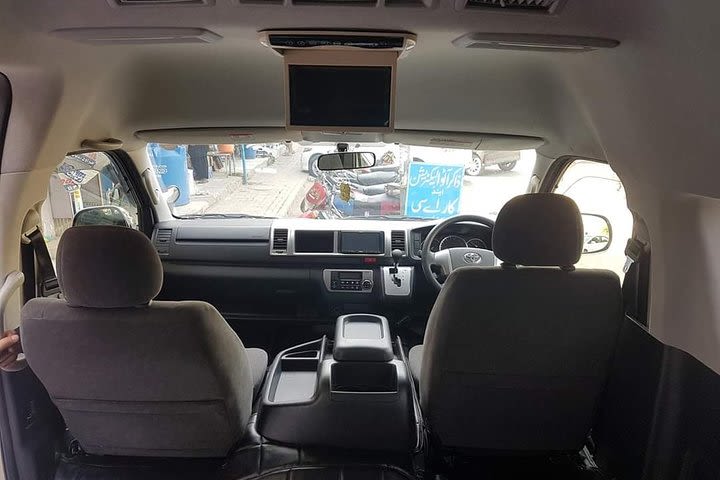 Islamabad International Airport Arrival Pick up Transfer image