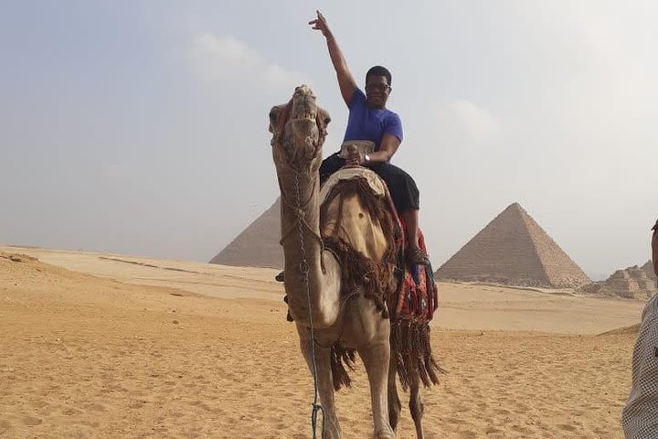 All Inclusive Half-Day Private Tour to Giza Pyramids and Sphinx including Lunch  image