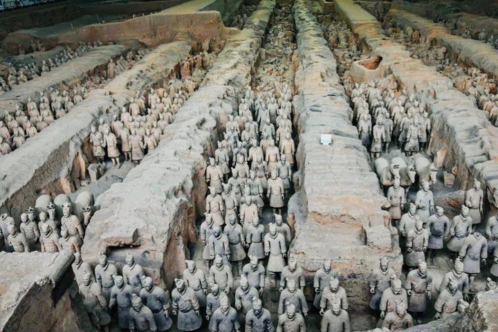 Private Day Tour to Terra Cotta Army and Xi'an Banpo Museum  image