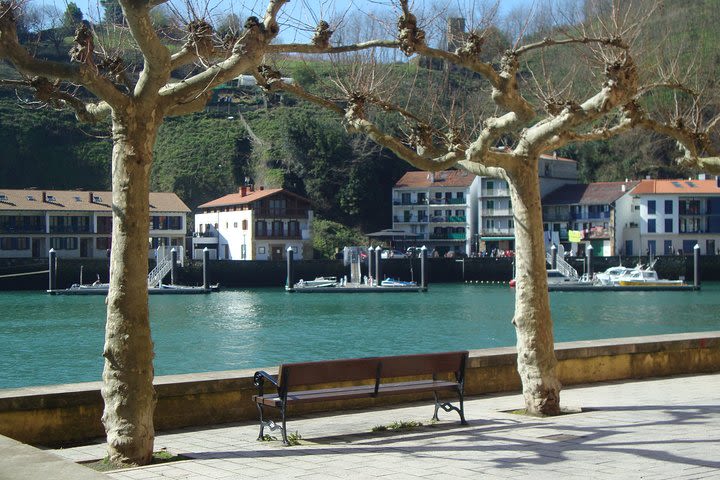 Easy Hike From San Sebastian To Pasaia image