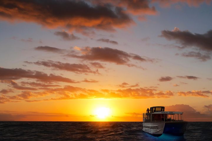 Na Pali Sunset Power Catamaran Tour image