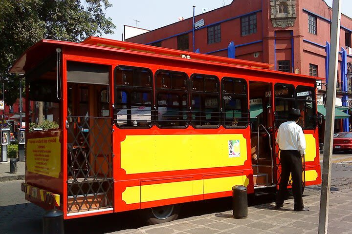 Legends Walking Tour through the Historic Center of CDMX image