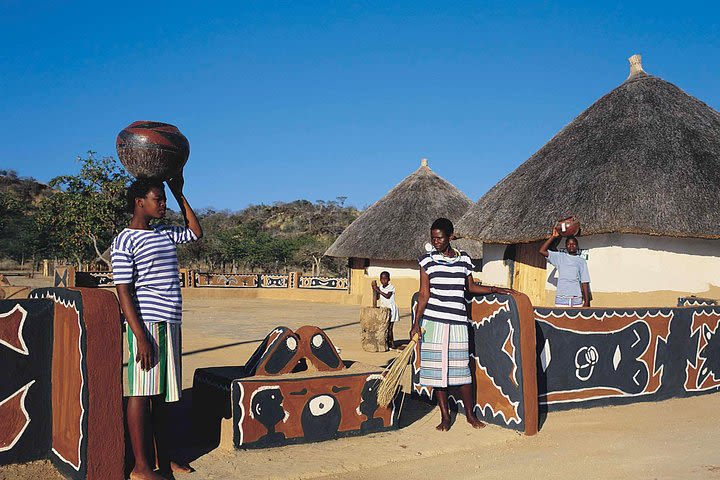 Khami Ruins & Matopos Silunguzi Village Full Day Tour/ Bushman Paintings! image