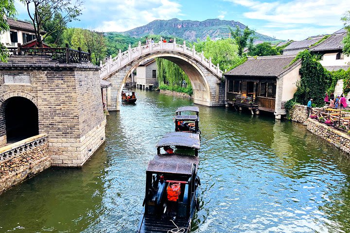 Beijing Gubei Water Town and Great Wall Day Trip image