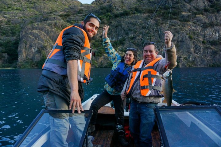 Tour de Pesca en el Río Cochrane image