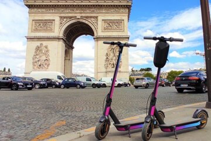 The Best Of Paris by E-Scooter image