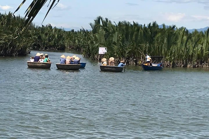 Basket Boat Experience Hoi An image