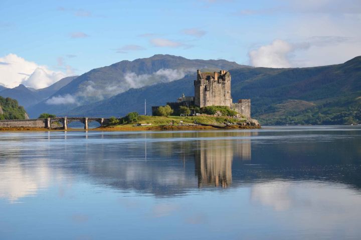 Glasgow: 2-Day Eilean Donan, Loch Ness & Glenfinnan Tour image