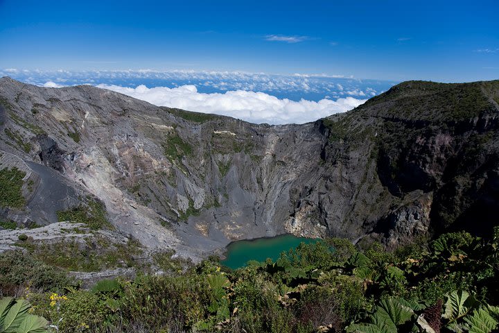 Irazú Volcano & Orosí Valley image