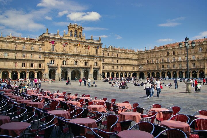 Salamanca with capital letters, monumental, hisorical-artistical. billingual image